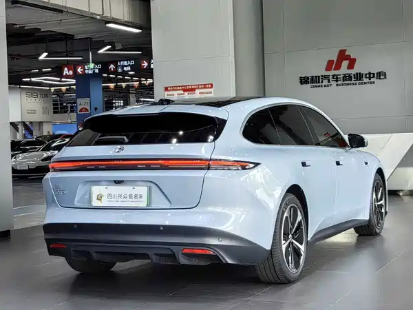 NIO ET5T 2023