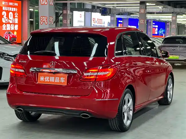 Mercedes-Benz B-Class 2012