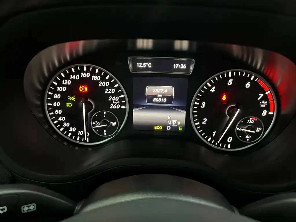 Mercedes-Benz B-Class 2015 — фото 19