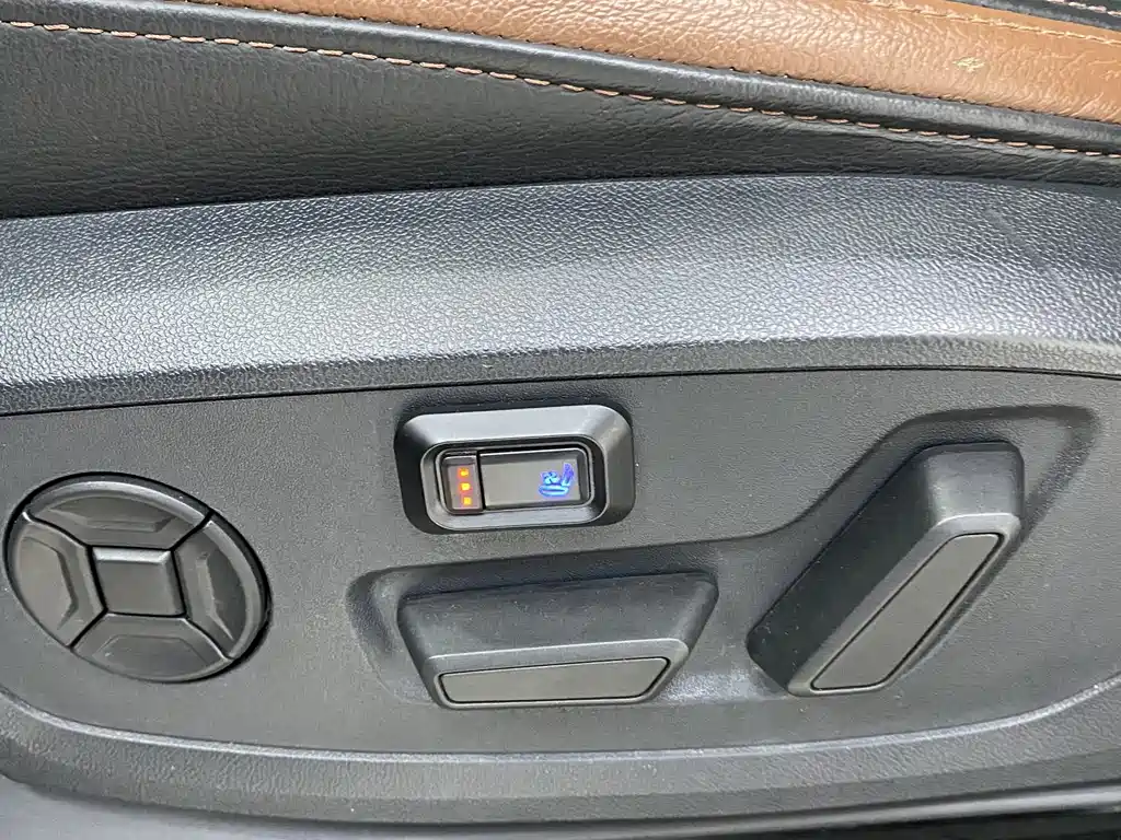 Audi Q3 2023 — фото 14