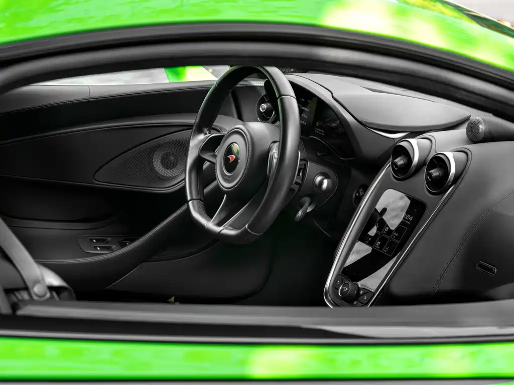 McLaren 570 2016 — фото 14