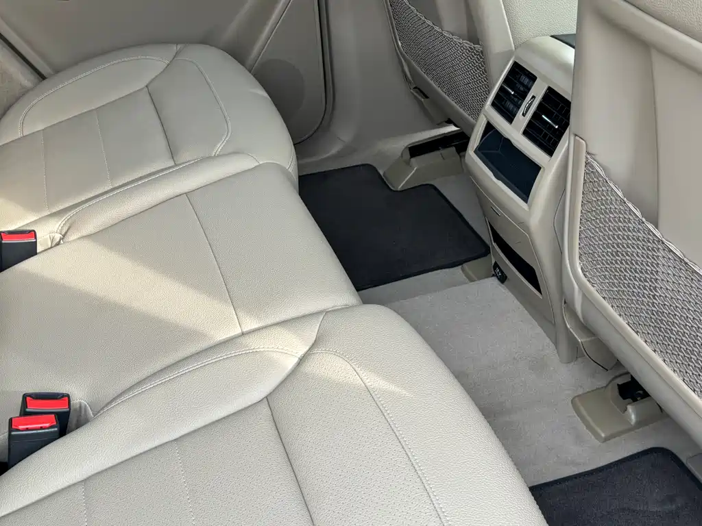 Mercedes-Benz M-Class 2015 — фото 15