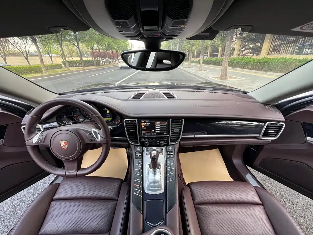 Porsche Panamera 2015 — фото 2