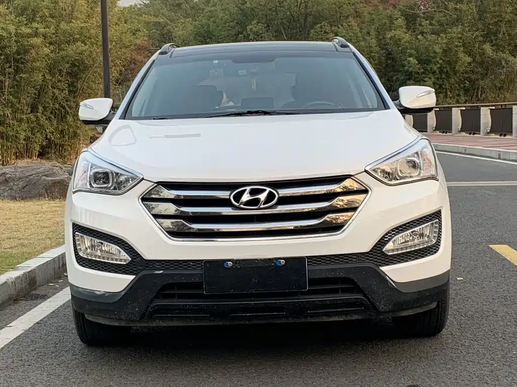 Hyundai Santa Fe 2015 — фото 2
