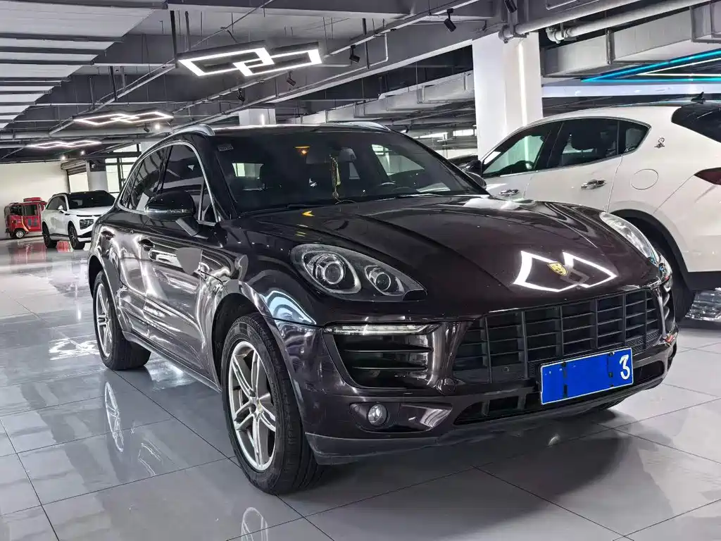 Porsche Macan 2014