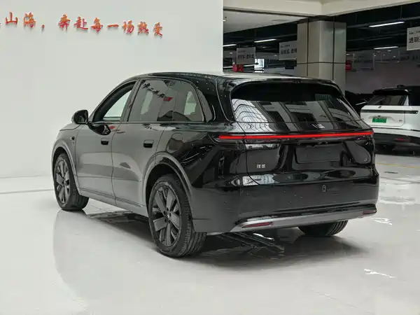 Li Auto L6 2026