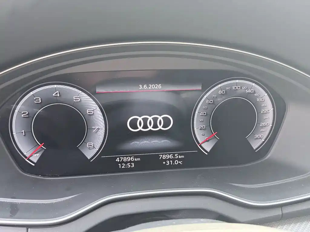 Audi Q5L 2021 — фото 5
