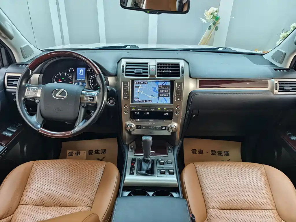 Lexus GX 2017 — фото 8