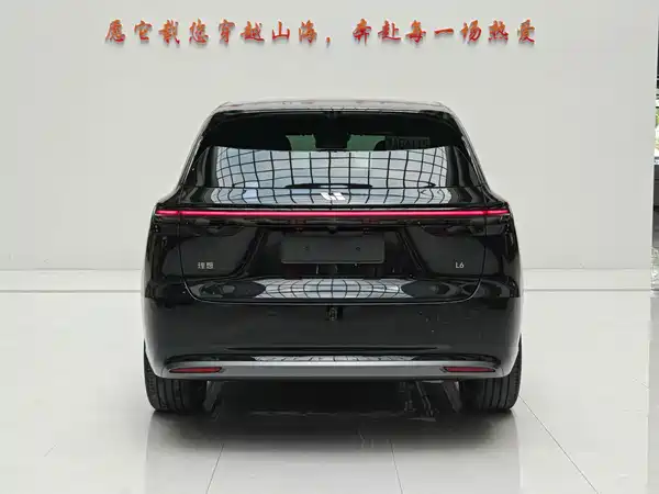 Li Auto L6 2026
