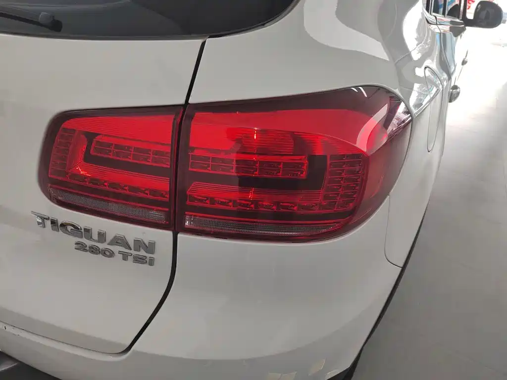 Volkswagen Tiguan 2019 — фото 24