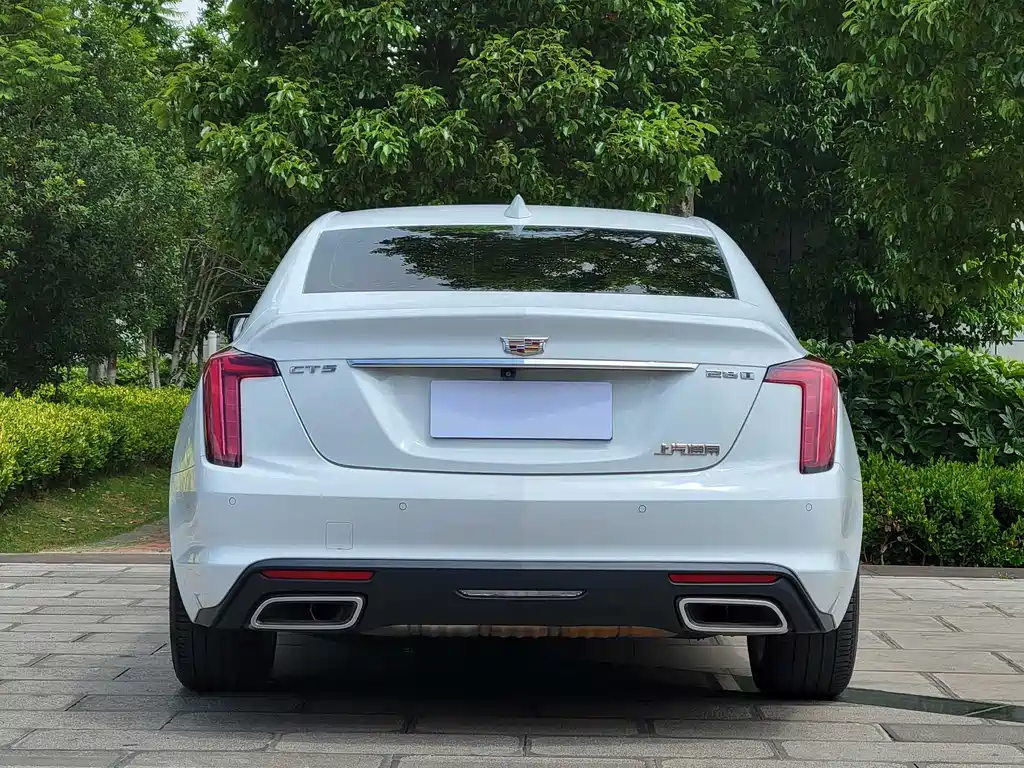 Cadillac CT5 2022 — фото 20