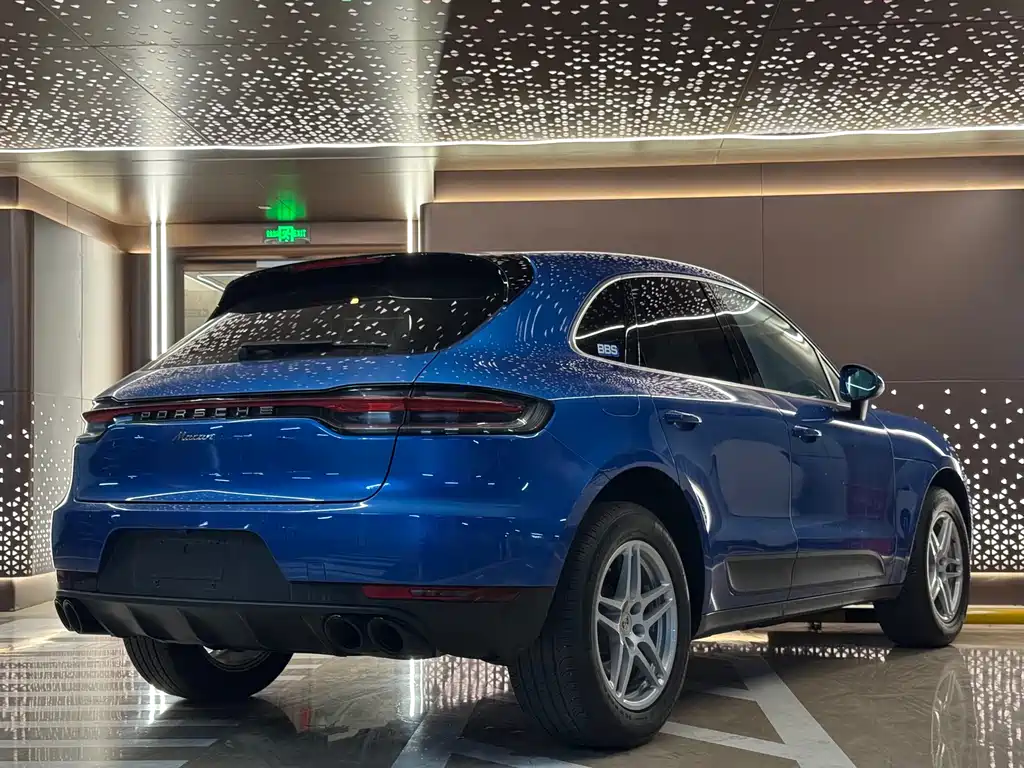 Porsche Macan 2019 — фото 21