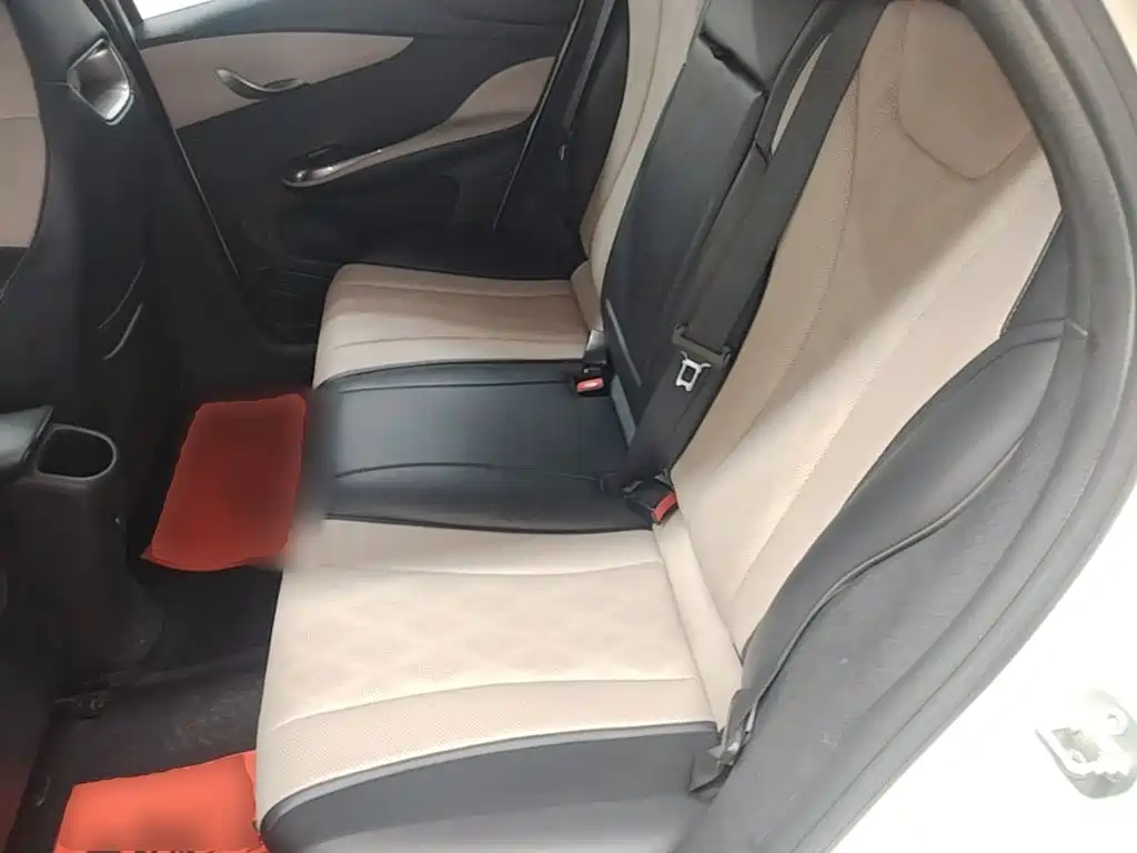 BYD Dolphin 2023 — фото 17
