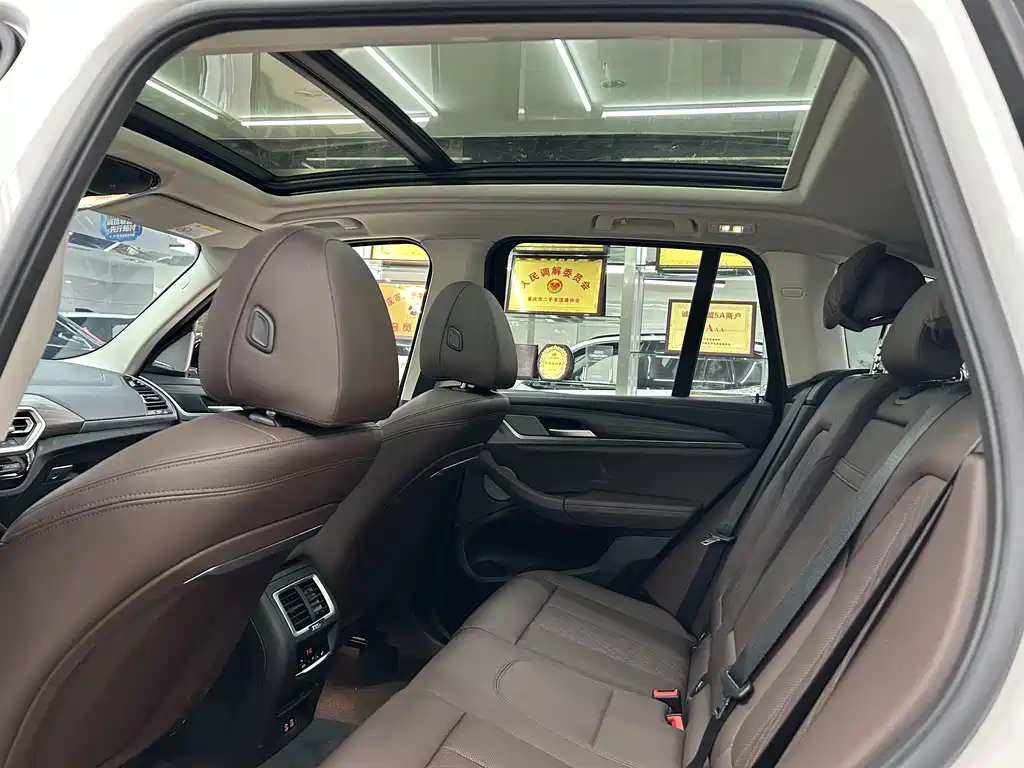 BMW X3 2022 — фото 11