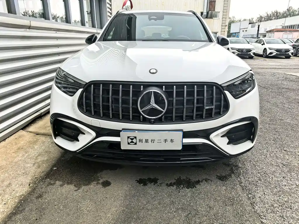 Mercedes-Benz GLC AMG 2025