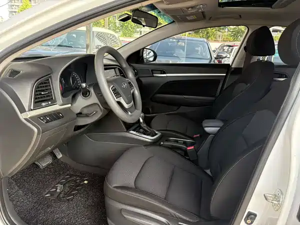 Hyundai Celesta 2016