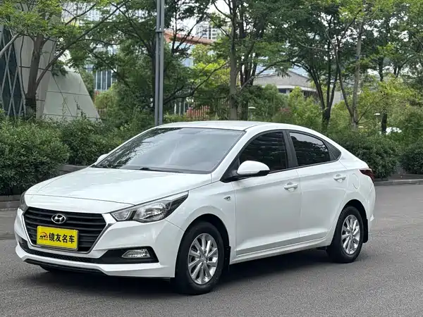 Hyundai Verna 2017
