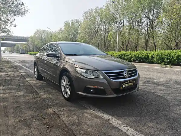 Volkswagen CC 2011