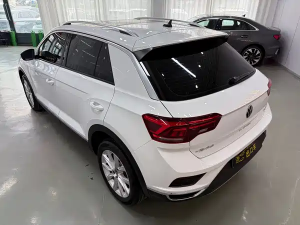 Volkswagen T-Roc 2023