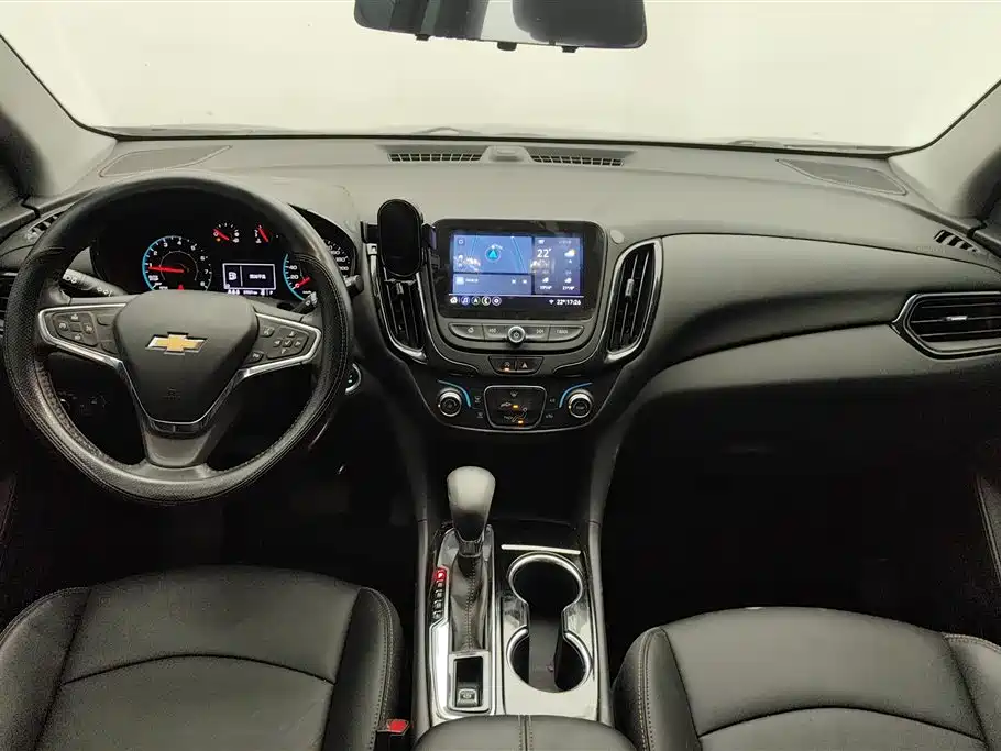 Chevrolet Equinox 2023 — фото 12