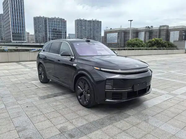 Li Auto L7 2025