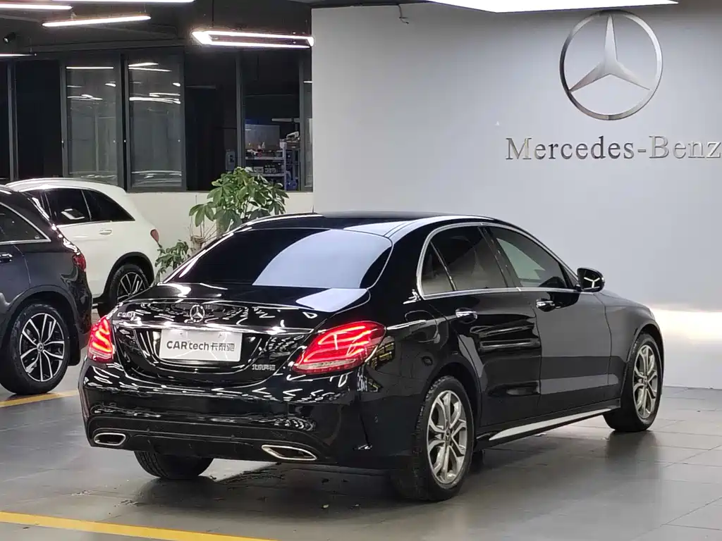 Mercedes-Benz C-Class 2017