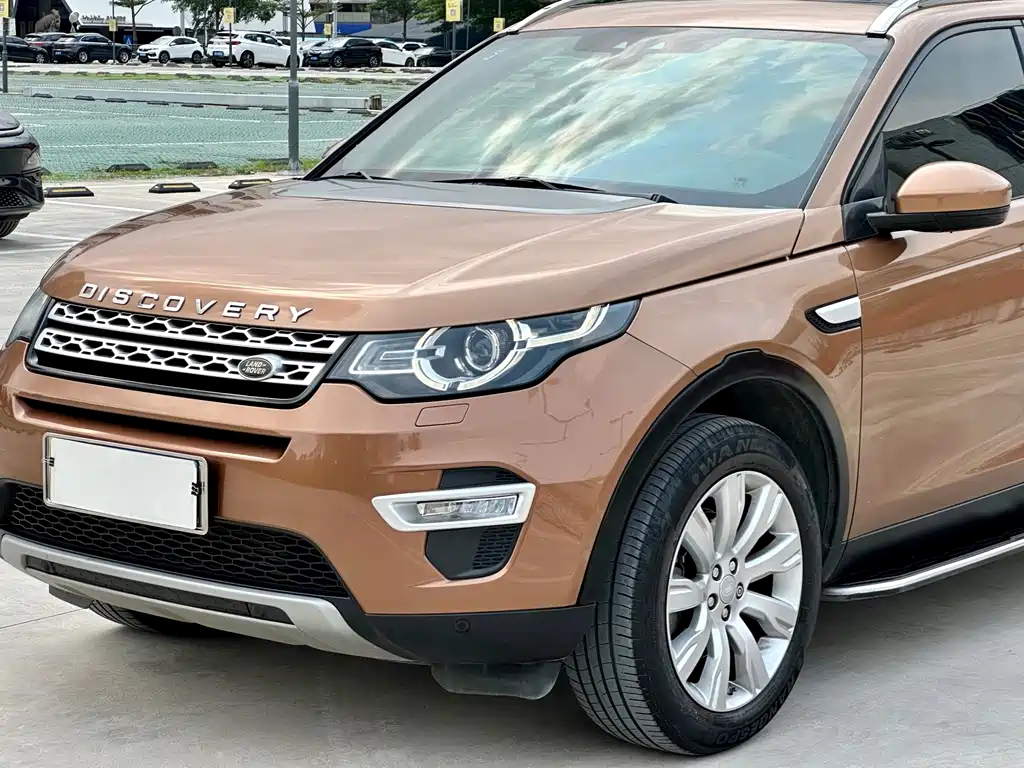 Land Rover Discovery Sport 2017 — фото 8