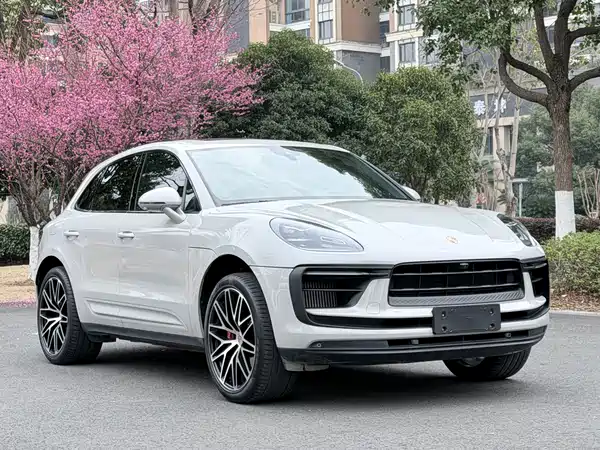 Porsche Macan 2022