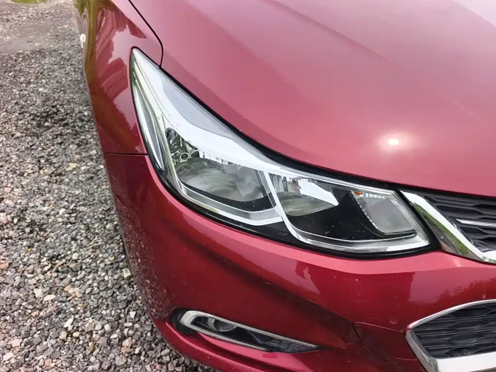 Chevrolet Cruze 2018 — фото 13