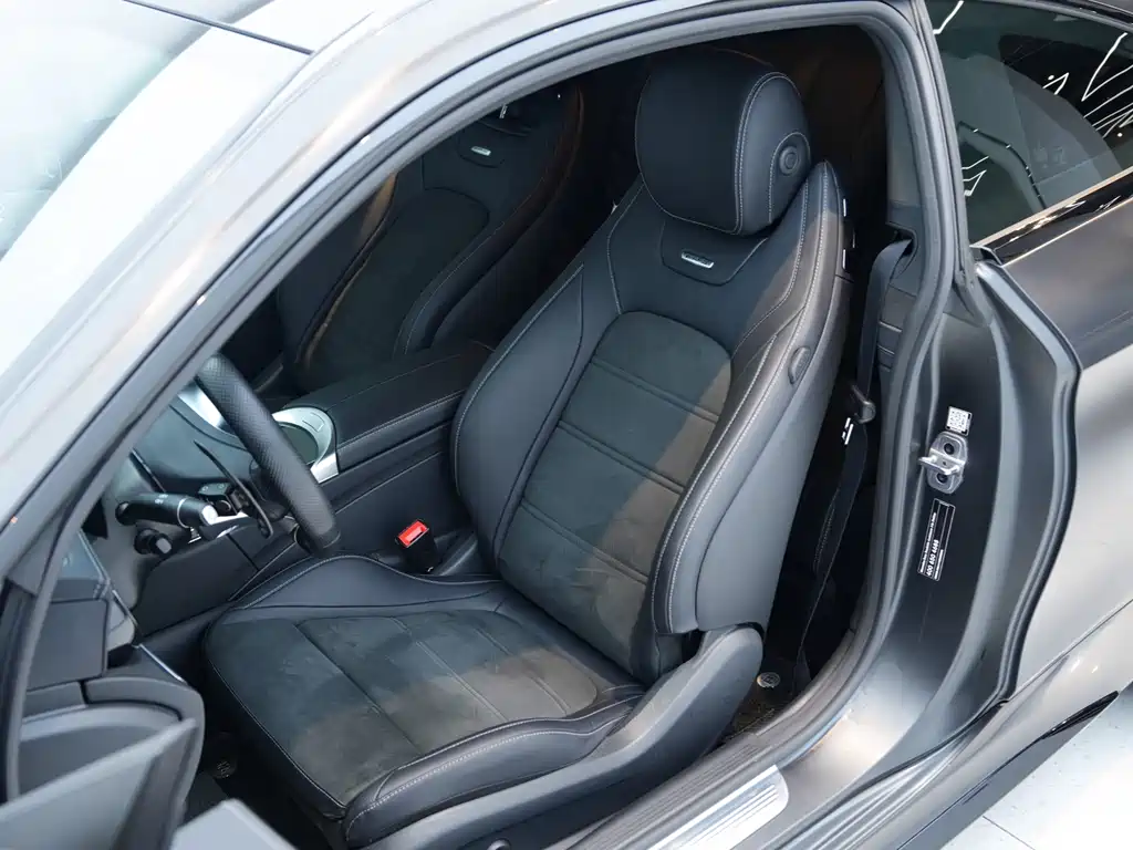 Mercedes-Benz C-Class AMG 2021 — фото 13