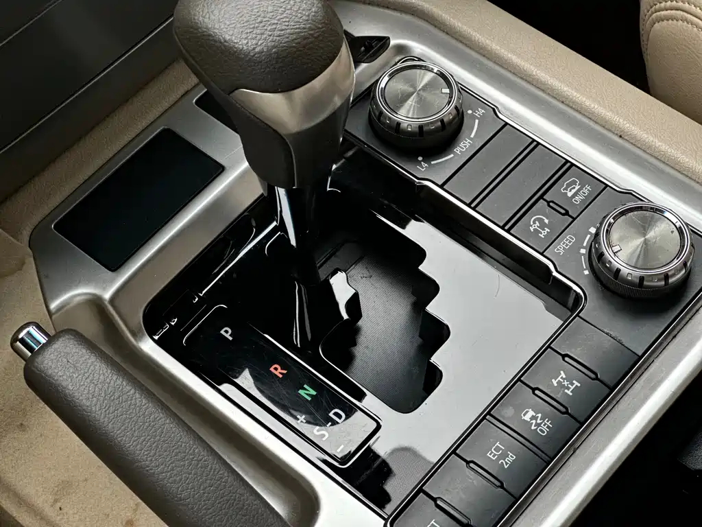 Toyota Land Cruiser 2019 — фото 15