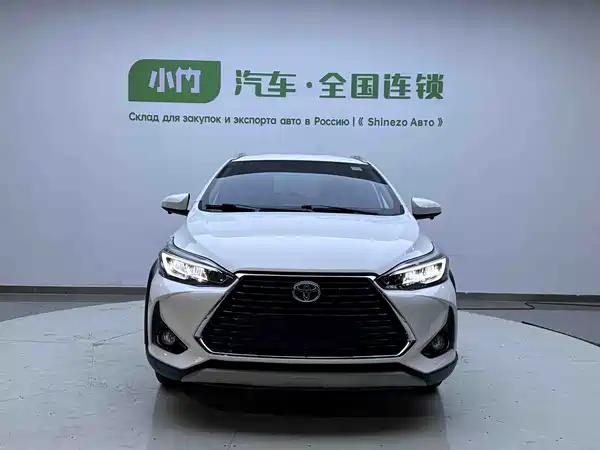 Toyota Yaris L 2022