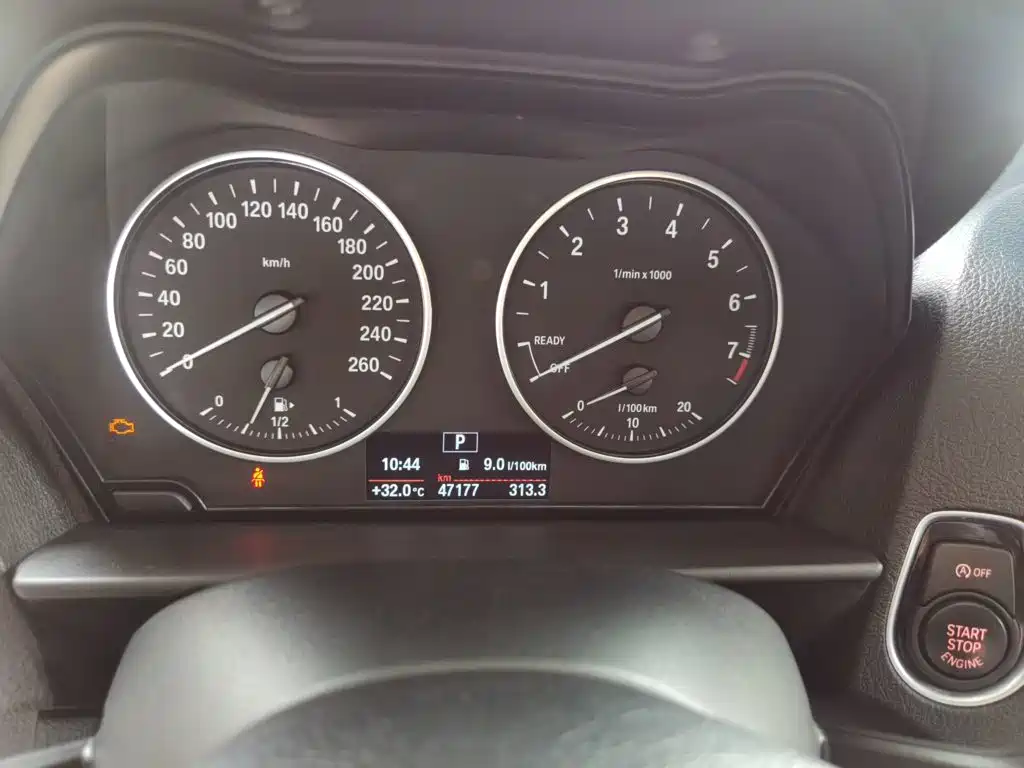 BMW 1 Series 2017 — фото 10