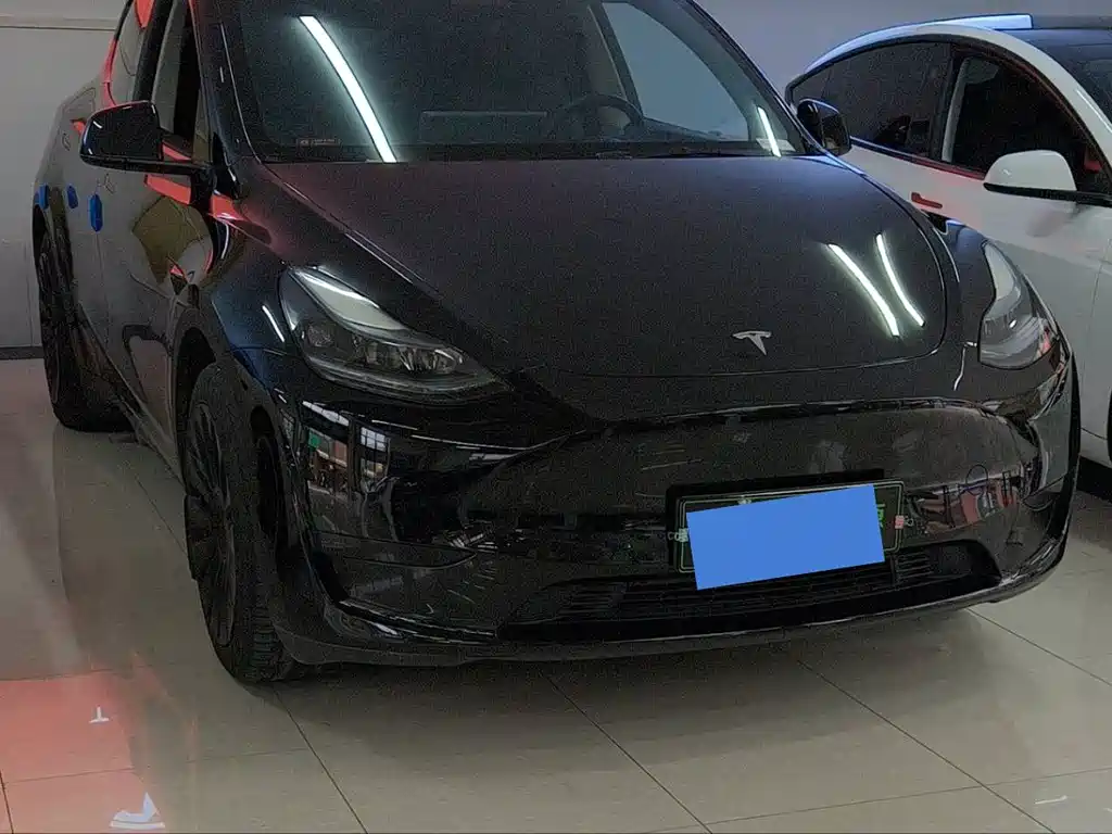 Tesla Model Y 2023 — фото 3
