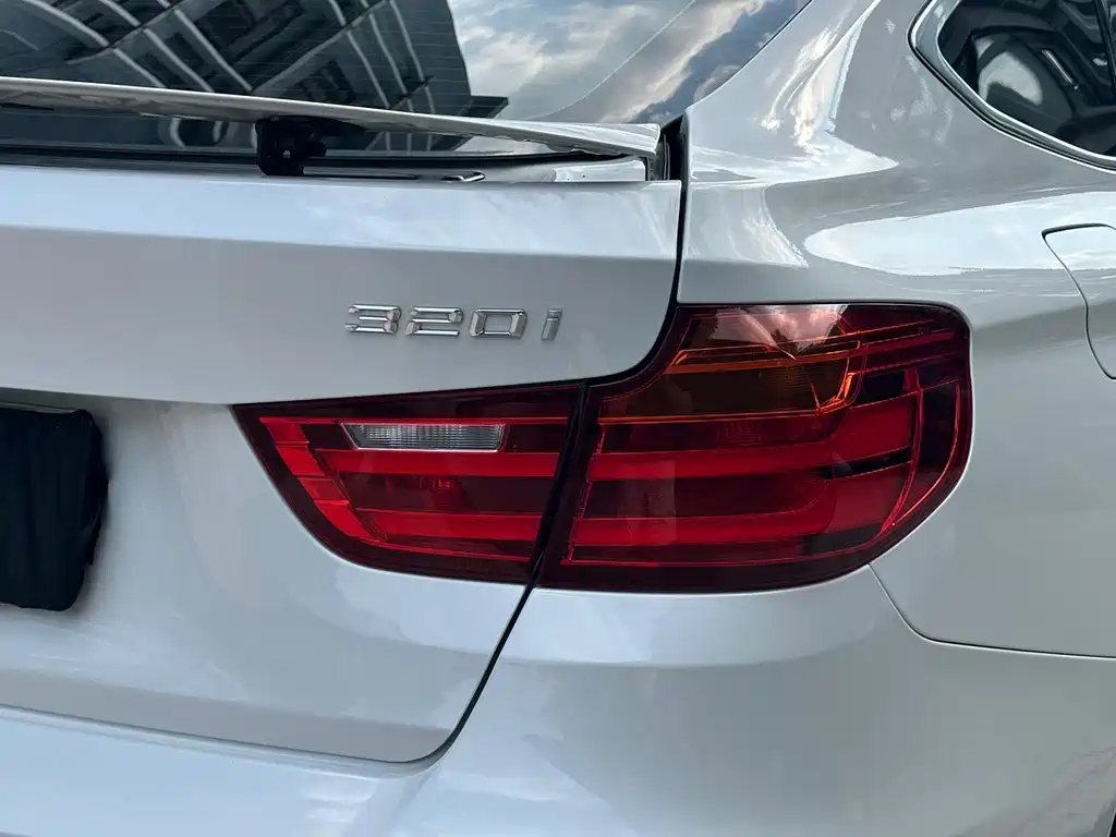 BMW 3 Series GT 2015 — фото 9