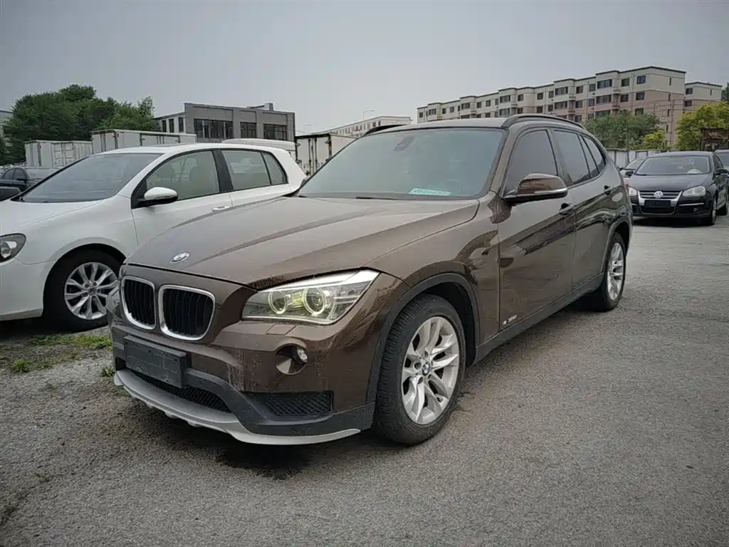 BMW X1 2015 — фото 1