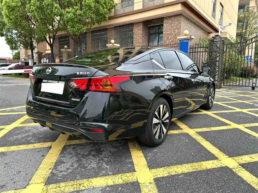 Nissan Teana 2023 — фото 14