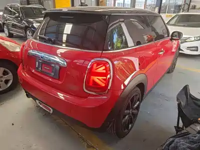 MINI MINI 2020