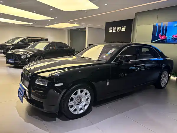 Rolls-Royce Ghost 2012