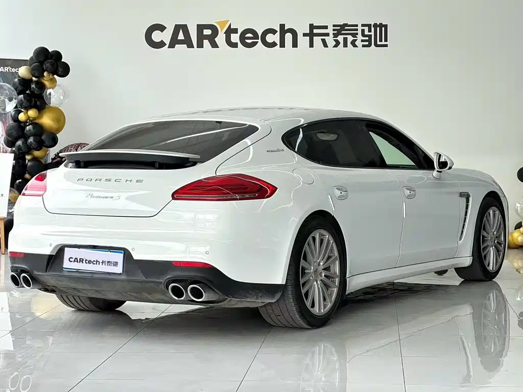 Porsche Panamera 2014 — фото 11