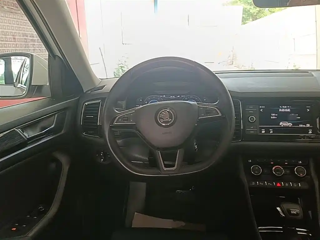 Skoda Kodiaq 2020 — фото 11