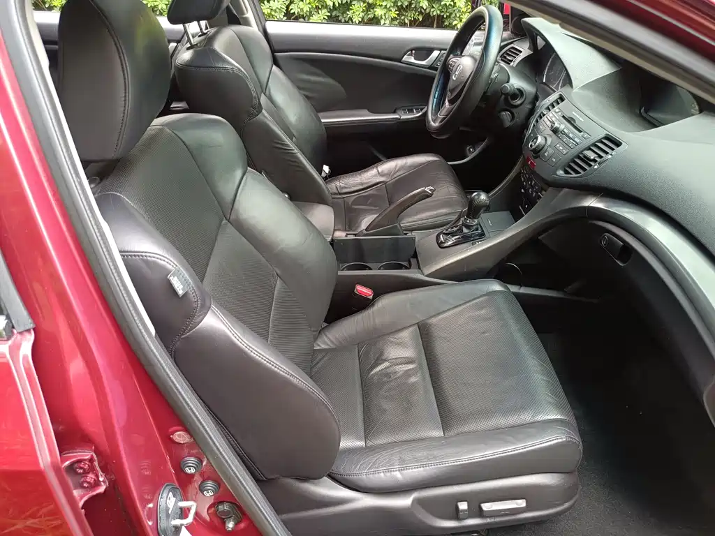 Honda Spirior 2014 — фото 10
