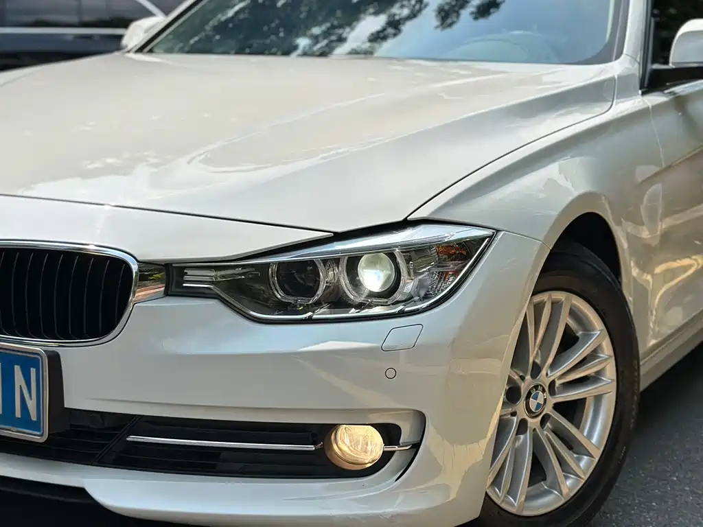 BMW 3 Series 2015 — фото 8
