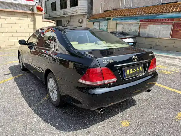 Toyota Crown 2007