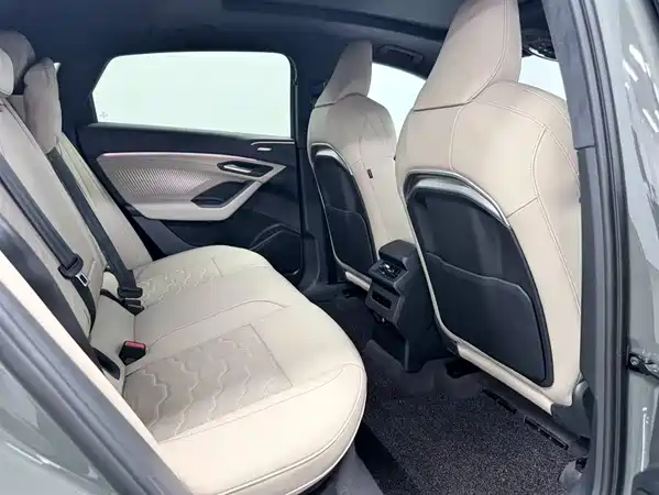 Audi Q6L Sportback E-Tron 2025
