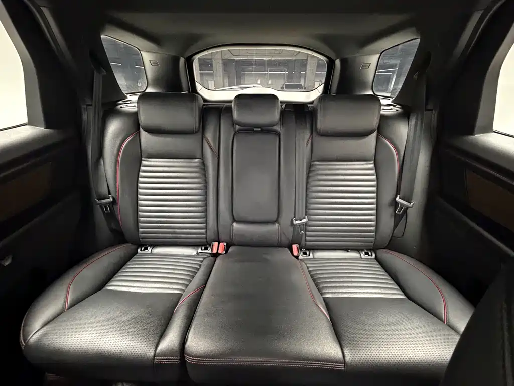 Land Rover Discovery Sport 2020 — фото 15