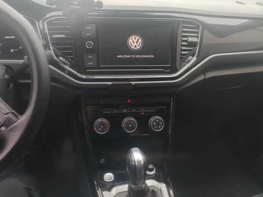 Volkswagen T-Roc 2020 — фото 13