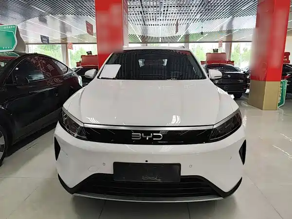 BYD Sealion 05 DM-i 2025