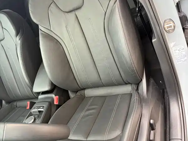 Audi Q2L 2021