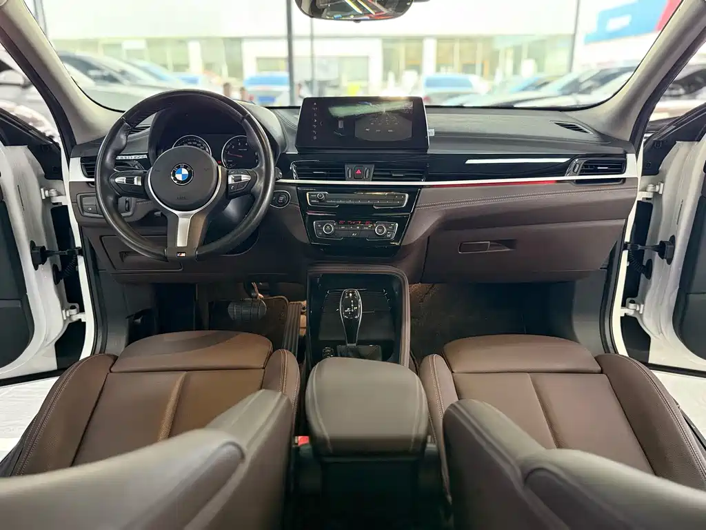 BMW X2 2022 — фото 15